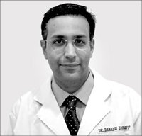 الدكتور دارايوس شروف:مستشفى شروف للعيون ، نيودلهي ، الهند ​Doctor Daraius Shroff