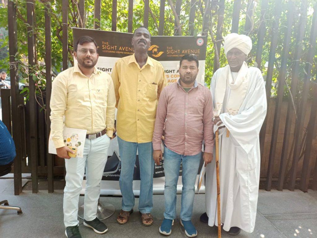 عملية زراعة القرنية الناجحة لمحمد الحسن في نيودلهي من السودان