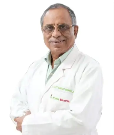 الدكتور أجيت سينغ نارولا - أفضل أخصائي أمراض الكلى في دلهي - مستشفى فورتيس، أوكلا