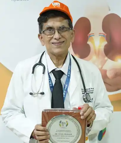 الدكتور سونيل براكاش - أخصائي أمراض الكلى وزراعة الكلى